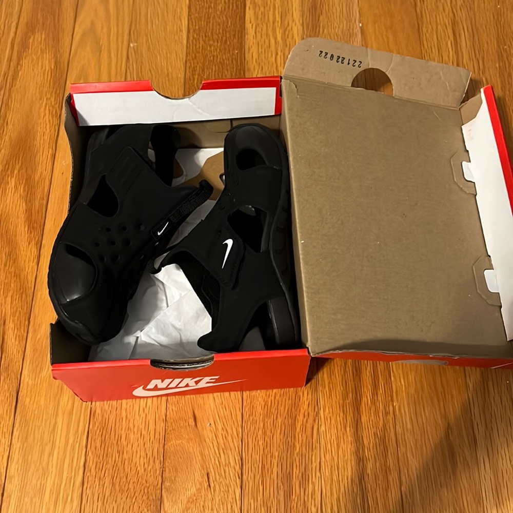 Little boys Nike Sunray protect side 12 30% off bundles